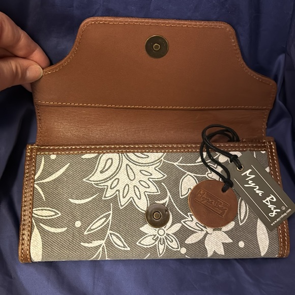 Myra wallet Kia Kia wallet - Picture 7 of 7